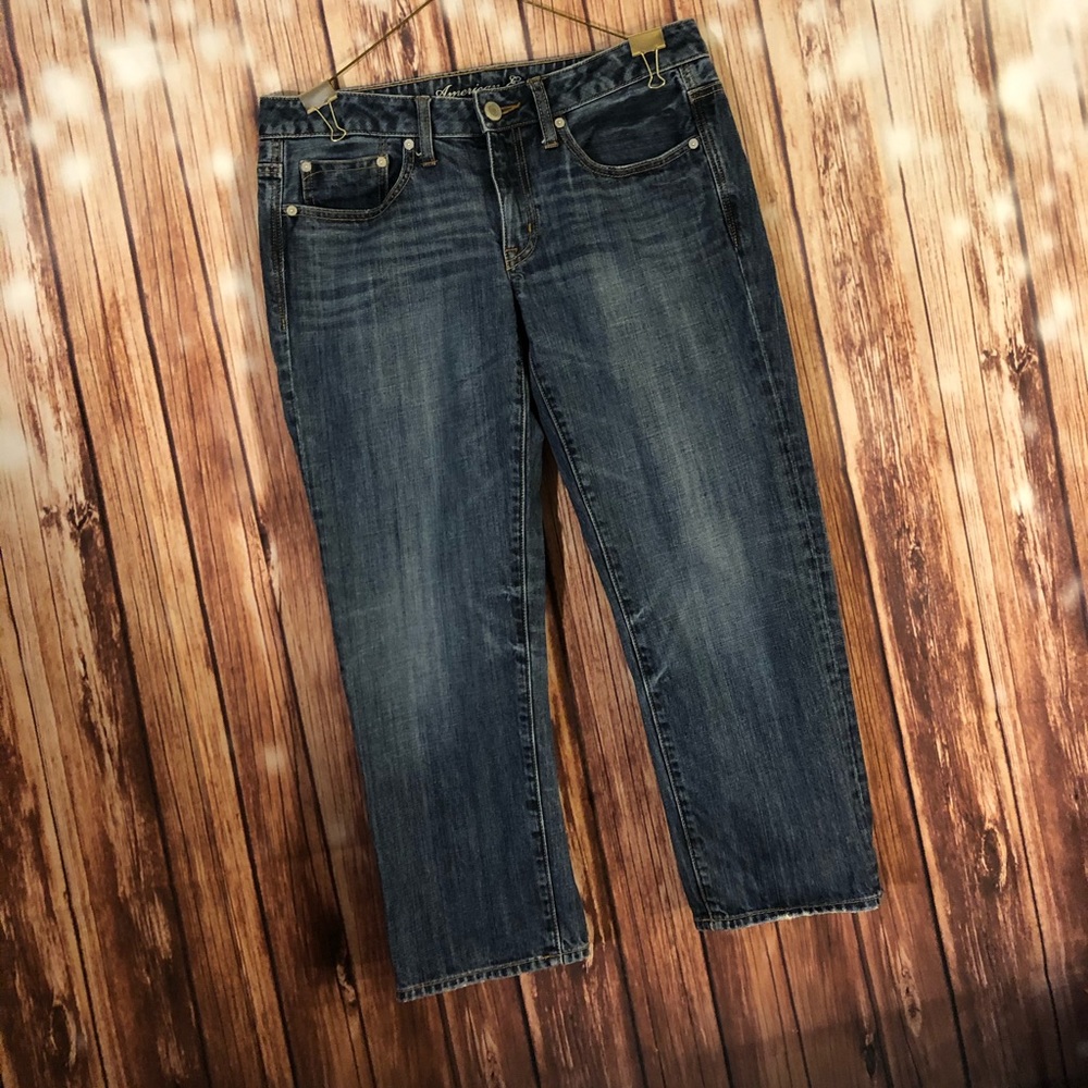 American Eagle Boy Fit Capri’s size 6!!